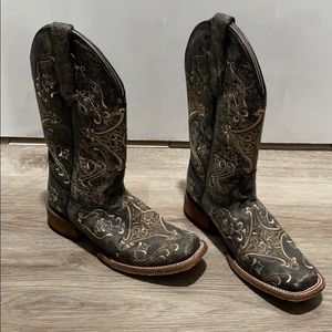 Circle G brown crackle bone cowgirl boots